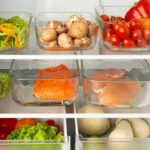 Dlaczego warto przechowywać warzywa i owoce w lodówce?